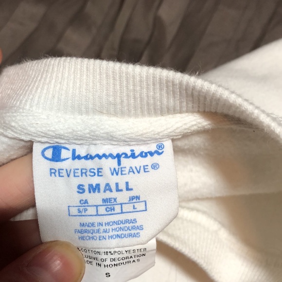 White champion crew neck size small - Picture 3 of 3